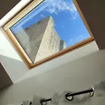 Uzes, Au Coeur Du Centre Medieval La Boussole D'uzes, De Caractere Du Xvii -eme Siecle