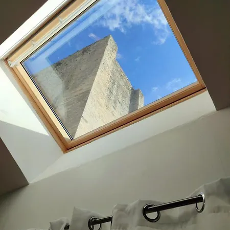 Uzes, Au Coeur Du Centre Medieval La Boussole D'uzes, De Caractere Du Xvii -eme Siecle