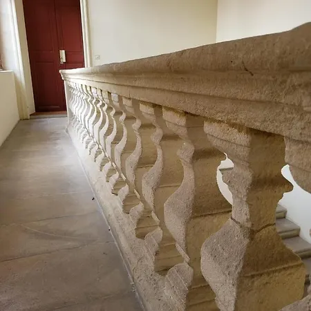 Apartmán Uzes, Au Coeur Du Centre Medieval La Boussole D'uzes, De Caractere Du Xvii -eme Siecle *
