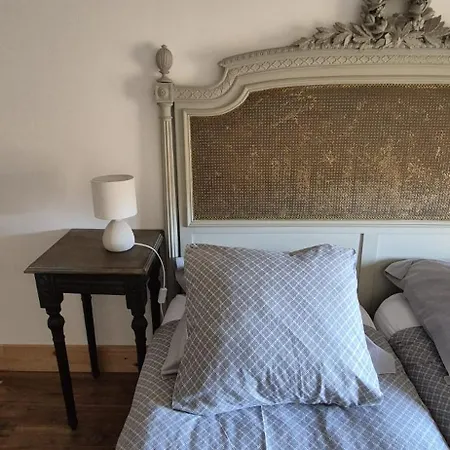 아파트 Uzes, Au Coeur Du Centre Medieval La Boussole D'uzes, De Caractere Du Xvii -eme Siecle *